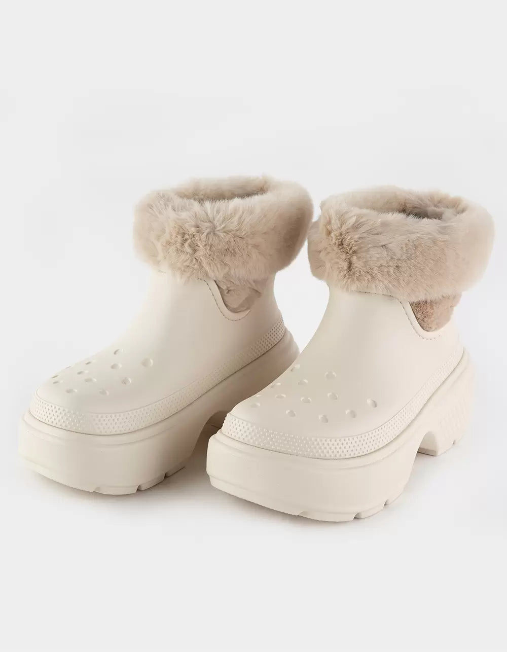 Lined Womens Boots U74350