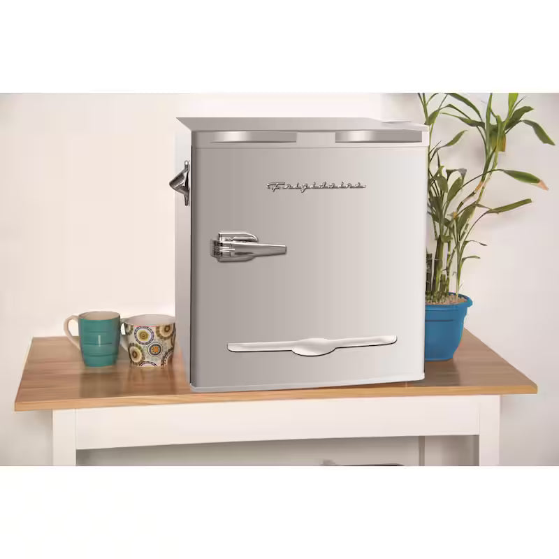 1.6 cu. Ft. Retro Mini Refrigerator W473