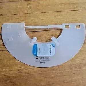 Elizabethan Collar S33411