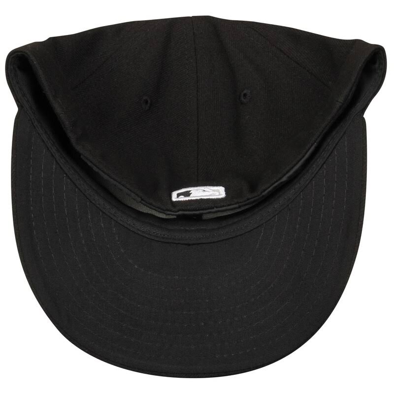Black Fitted Hat V13867