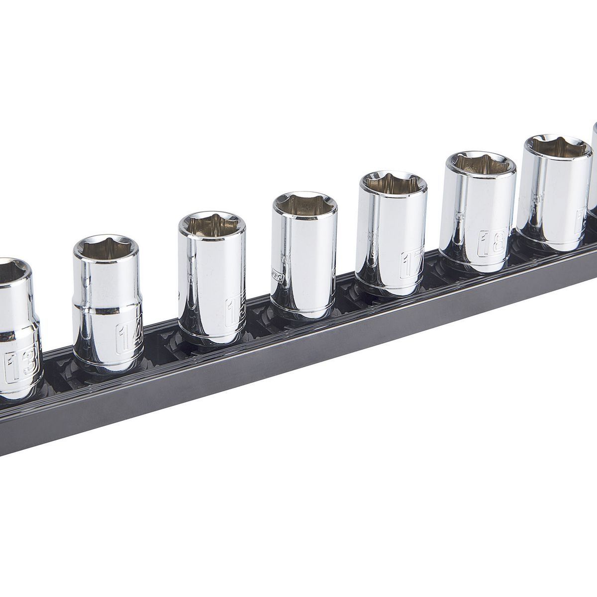 1/2 in. Magnetic Socket Rail with Twist Lock Q425