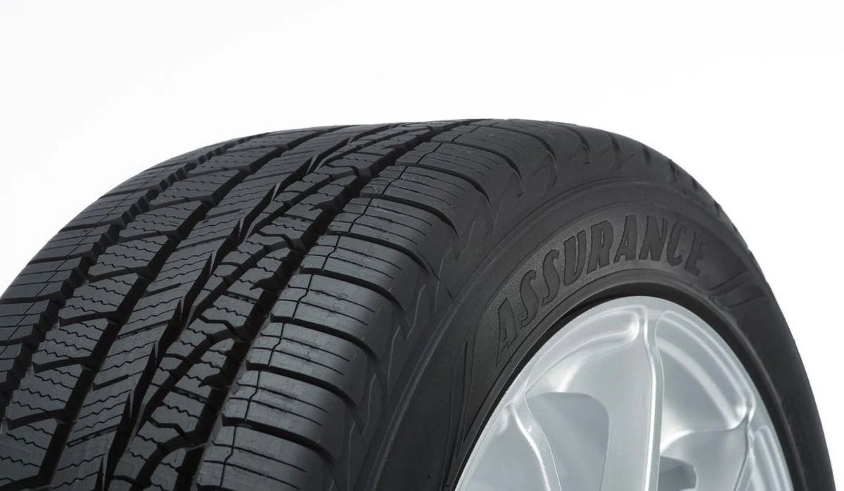 205/65R16 95H All-Season Tire S974