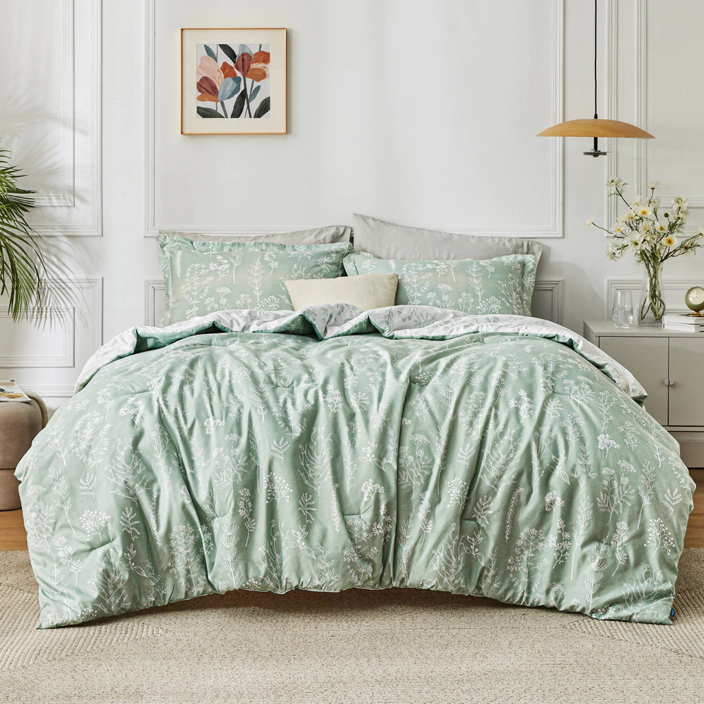 Sage Green Floral Queen Size Comforter Set Q732