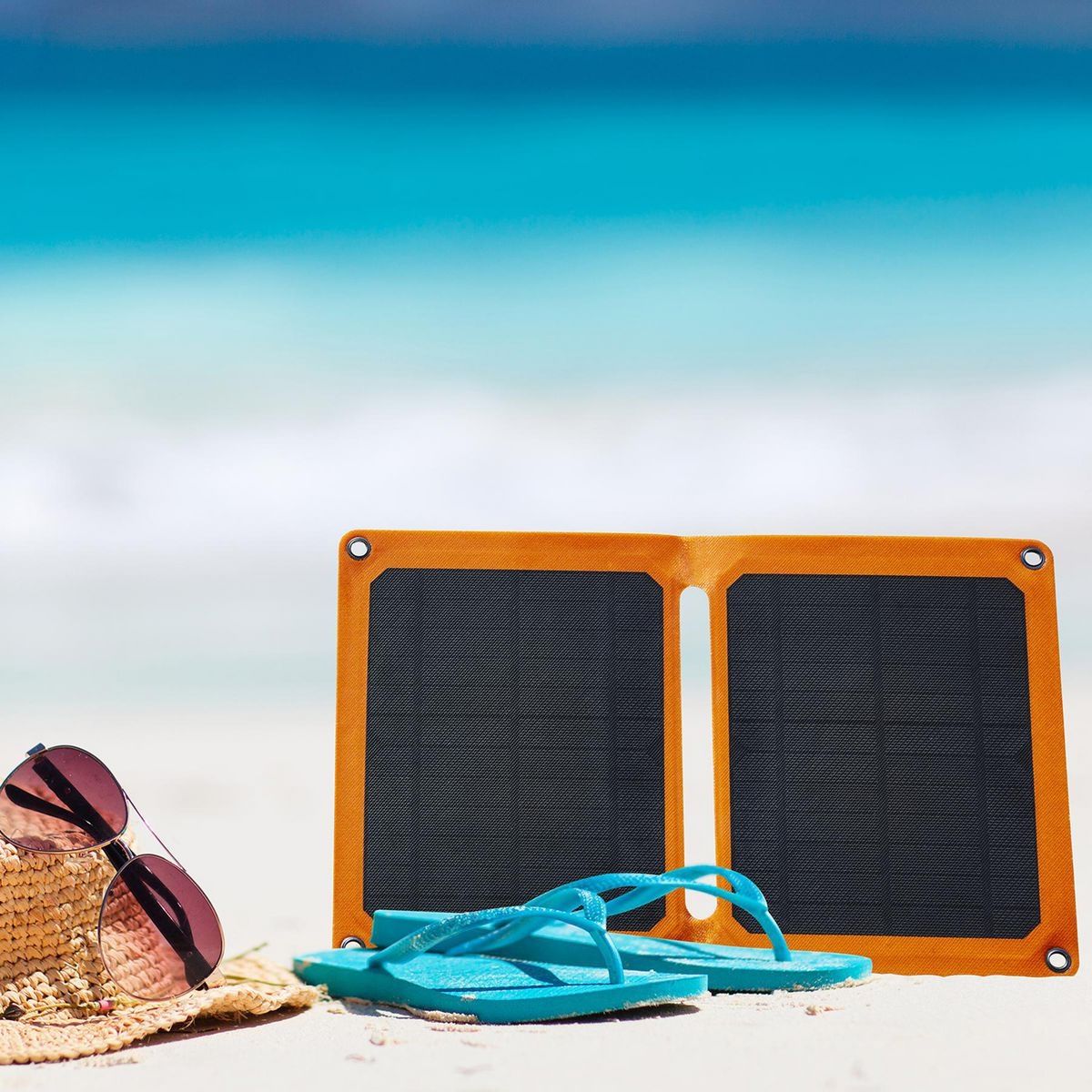 9 Watt Foldable Solar Panel A91075
