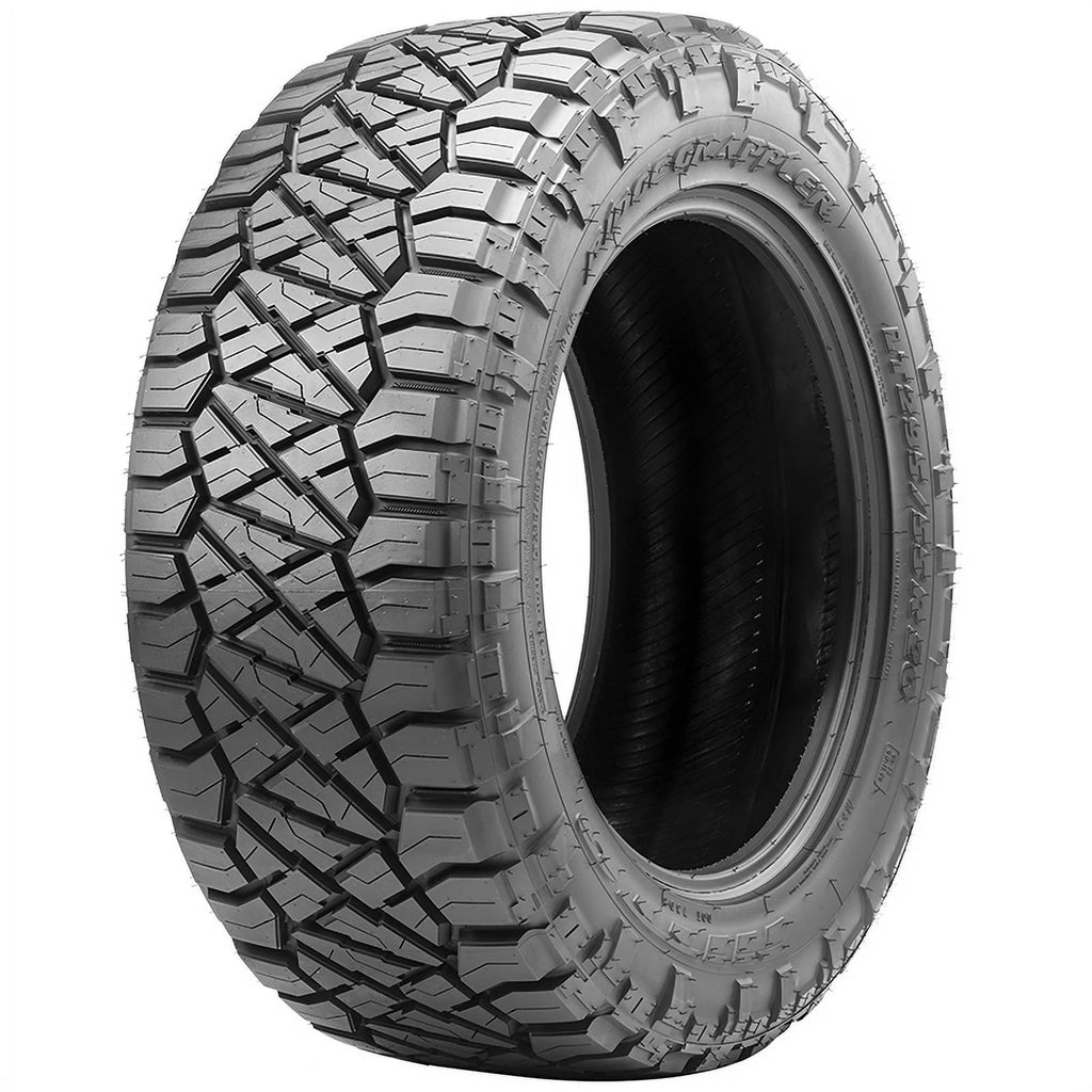 295/60R20 All-Season Light Truck Tire E244