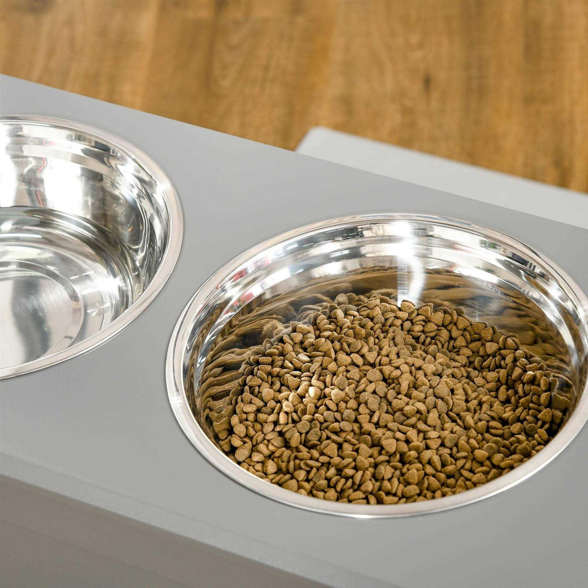 Raised Pet Feeding Station with 2 Stainless Steel Bowls B2323